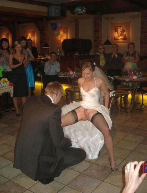 bridebabes5:Bride gets the groom excited …