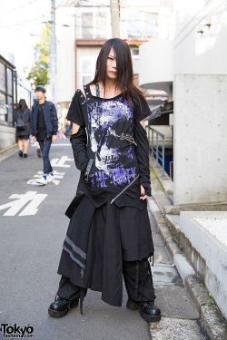 tokyo-fashion:  Kyouka on the street in Harajuku