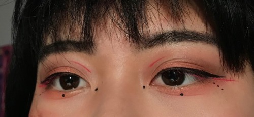 chinas: i don’t know what this is but hi