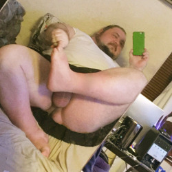 sumo140: fluffychubbear: his balls are so delicious hmm 