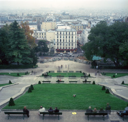 allthingseurope:  Montmartre, Paris (by Zeb