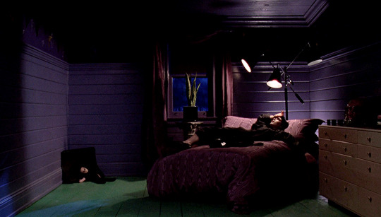 vixensandmonsters:  Beetlejuice (1988) dir. Tim Burton 