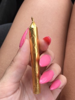 dizzyonthecome-down:  Smoke a gold joint