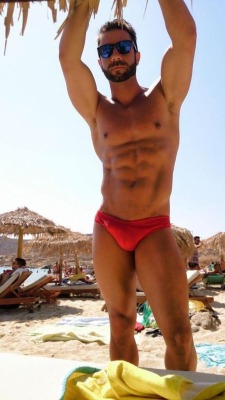 Stratisxx:a Nice Bulge At Elia Beach Mykonos