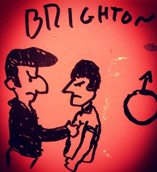 Brighton fight #art #toilets #paris #paris #paris18 #bar #lepetitjosephdijon #color #red #brighton #