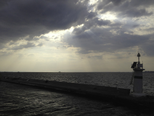 caferakpulat: NO EDIT.w/iphoneTURKEY. izmir.Copyright ©caferakpulat All Rights Reserved.