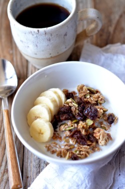 guardians-of-the-food:  Pumpin Spice Granola