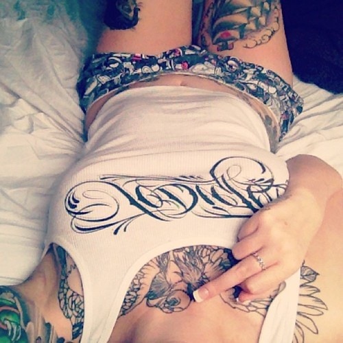 sexyinkgirls-mmm-so-nice:  More here Sexy Ink Girls - Mmmm, So Nice
