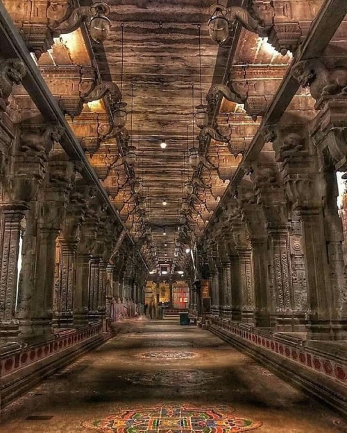 #NatarajaTemple, also referred to as the #Chidambaram Nataraja temple or #ThillaiNatarajaTemple, is 