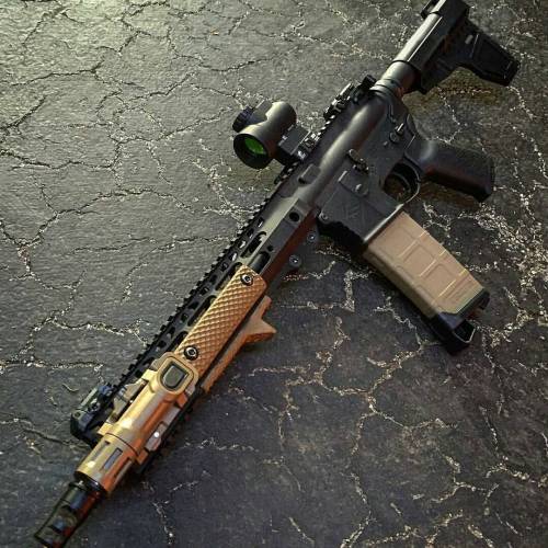 ronray267:  @Regrann from @the_fighting_fudd  -  12" UIC Pistol Upper #admmfg #criterionbarrels #trijicon #inforce #kakindustries #magpod #gunchannels #sbrnation #gunsdaily #gunsofinstagram #gunstagram #guns #tactical #weaponsdaily #weaponsfanatics
