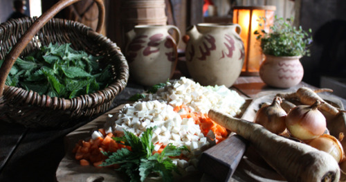 hedendom:A feast that is fine enough for Frøy! All pictures are of reconstructed Viking age recipes 