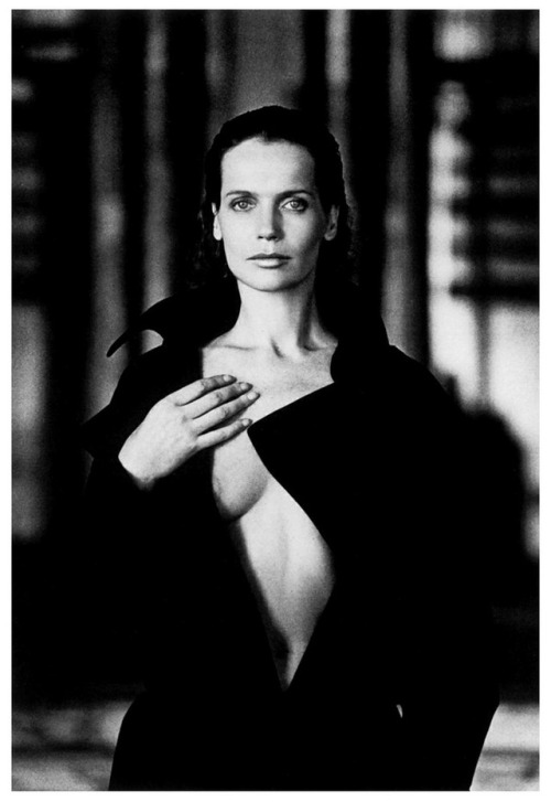 Veruschka von Lehndorff by Helmut Newton