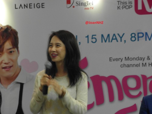 mongji-fan:joan-loves-rm:Emergency Couple Singapore Hi-5 session 15th May 2014(2)Heard about w