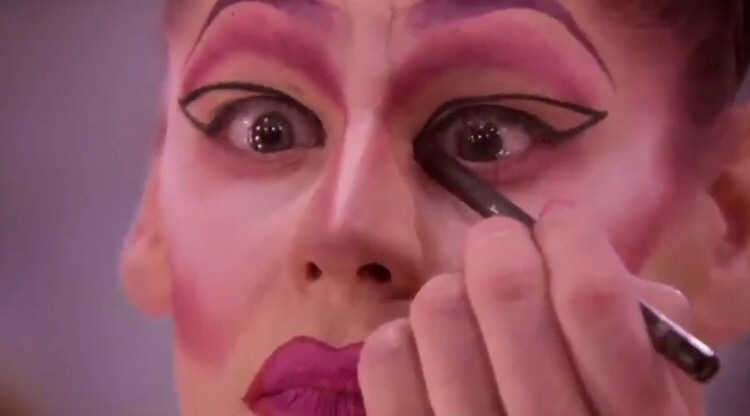 delanomo:  When you see thorgy doing her eye makeup in the preview for next week’s