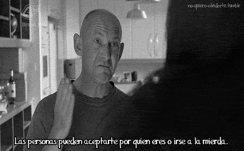 no-quiero-olvidarte:  “People can either accept you for who you are, or they can
