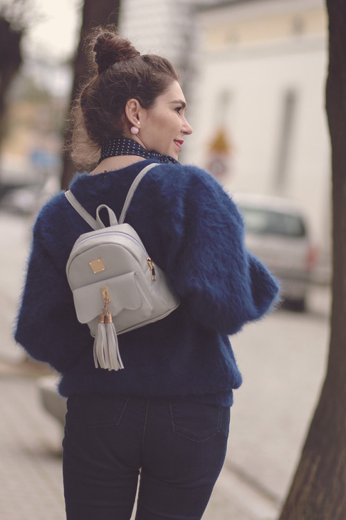 speedi147:http://wear-owska.blogspot.de/2017/05/small-vintage-backpack.html?m=1