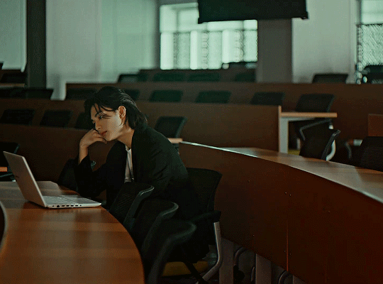 c7a4e433351d80e3e647fe1379d210eb82768390.gifv