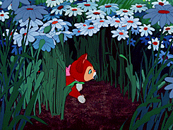 Alice In Wonderland: Dinah