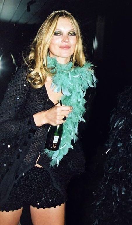 kate-jam-and-diamonds:by James Peltekian, 2004