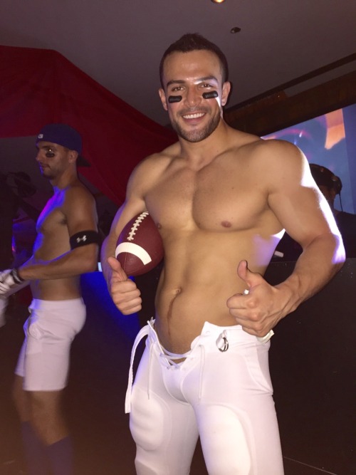 Simply Hot Guys