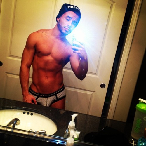Porn Pics gaymerwitattitude:  Julian Serrano “Selfies”