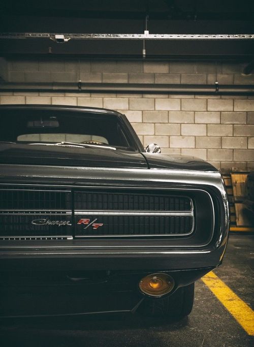 redneckblonde61:  texasgentleman3:  redneckblonde61:  newconceptcars:  Dodge Charger R/T  Nice!  ‘69….. Had one just like it  I think a 50-something blonde(namely, me!) would look great behind the wheel of this car!!!