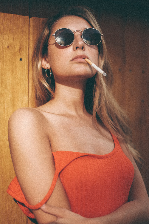 poliposansli: PoLiPo SaNs Li - SmOkInG Hot dangle