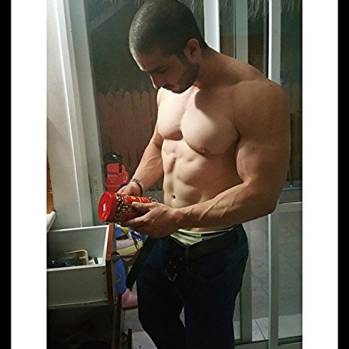 brotasticbro:  Instagram user @zack618618 http://ift.tt/1FWatxu 