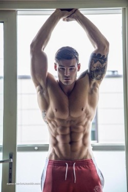 fitnessmalemodels:  Fitnessmodel Myles Leaskfitnessmalemodels