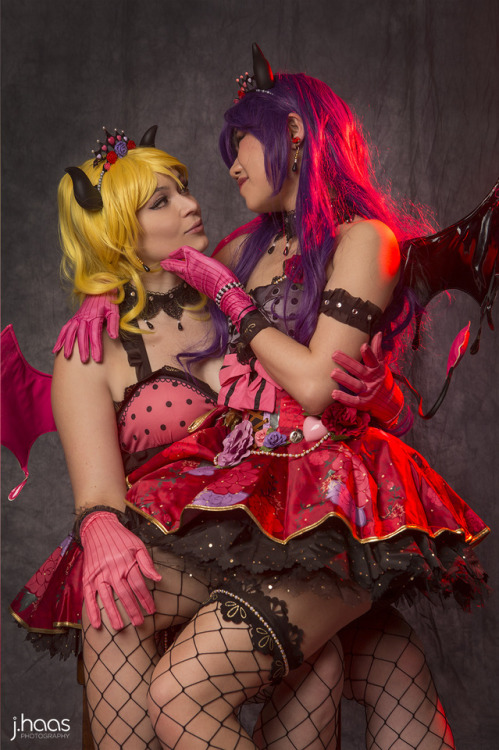 Happy Valentine’s Day! I title this set: The temptation of Nozomi ;)Full of yuri vibes and memesPhot