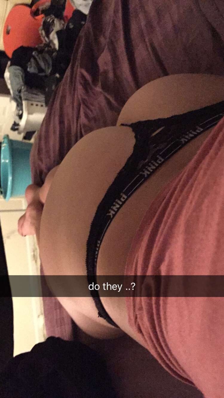 wiseheroshepherdranch:  just-forthebros:  Nudes from both of these sluts 😍😏