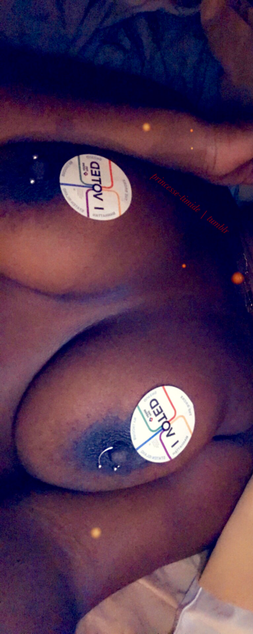 princesse-timide:  “bro, this what you go vote for?” - my best friend. 