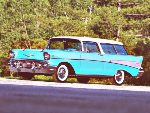 theoldiebutgoodie:1957 Chevrolet Bel Air Nomad.