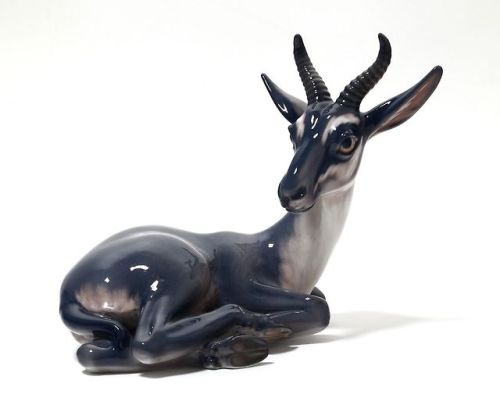 2smoothrocks:Porcelain figurine *Antelope*. Denmark, Dahl-Jensen #1237.