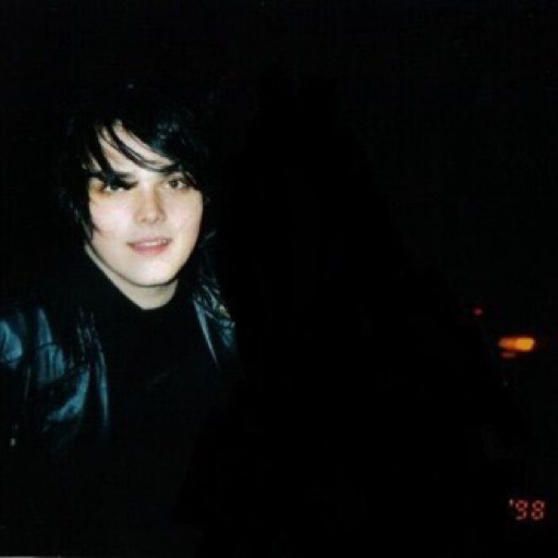 get-shrekt-bby:ourladyofsorrow:I’m gunna need all the cis white film bros to to stop trying to be heath ledgers joker. Heath died because he had a chronic insomnia problem and overdosed on sleeping pills by accident. He was not driven “insane” by