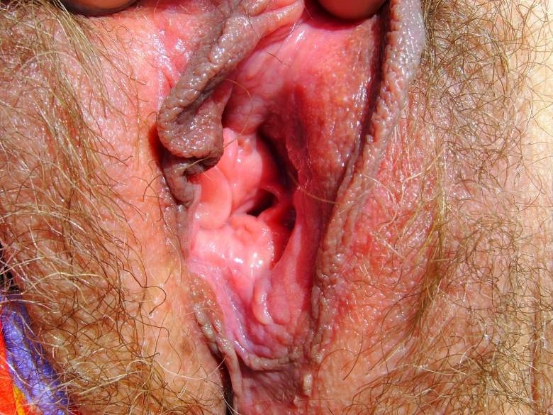 closeuppussyshots:  Thanks for sharing that beautiful Close Up Pussy Shot, keep on