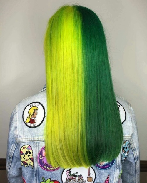 metalheadfromslovakia:Those hair *_*