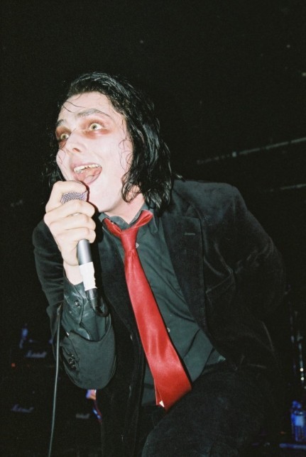 razorfrank:My Chemical Romance→ Newcastle University Bassment, (1/2)