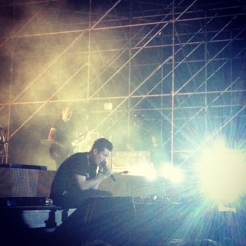 So keep looking, just keep looking into my eyes #bastille #bastilledan #latergram #pesaro #concert #