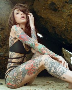 tattedbeautues:    Angela Mazzanti  