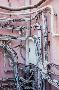 lkazphoto:Conduits, Ikebukuro （池袋）