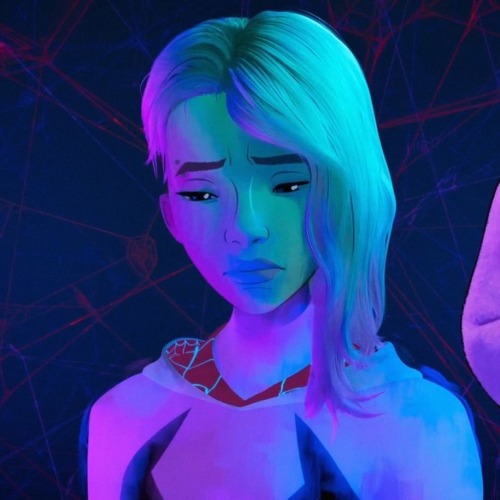 Whenever I See Gwen Sad I Immediately Become Sad Too Like Omfg Just LOOK AT HER