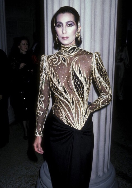 evil-woman:Cher at the Met Gala, 1985