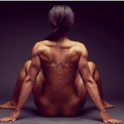 luvherfitbody:  @karina_spanggaard     #LuvFIT  #LuvTheFlex  #BecauseGlutesMatter  #BecauseCurvesMatter  #LuvThatBack