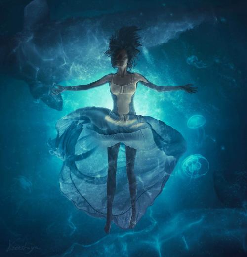 asylum-art-2:   					The captivating photos of Elena VizerskayaThe surreal and captivating photographs of the young Ukrainian photographer Elena Vizerskaya, who leads us into an ethereal universe through her portraits between dream and reality.