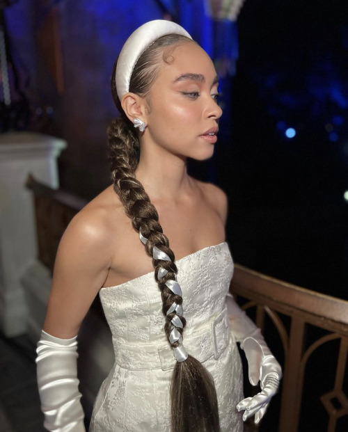 No Because Bailey Basss Stylist & Glam Team Like..do Not Miss When It Comes To Her Project-themed Looks