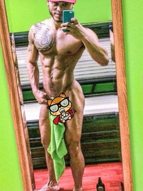 dominicanblackboy:  Yellowboi fine fat muscle adult photos
