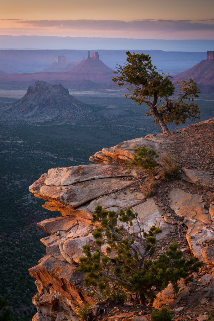 namaste98bitches:     Castle Valley View by  Jason J. Hatfield  