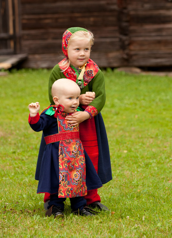 folkthings: Folk costume of Boda, Sweden... | People on this earth