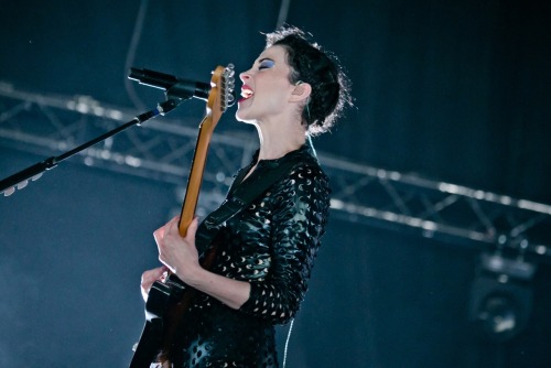 ifuckinglovestvincent: St. Vincent @ Roskilde Festival 2 July 2015 // Roskilde, Denmark By Matías A